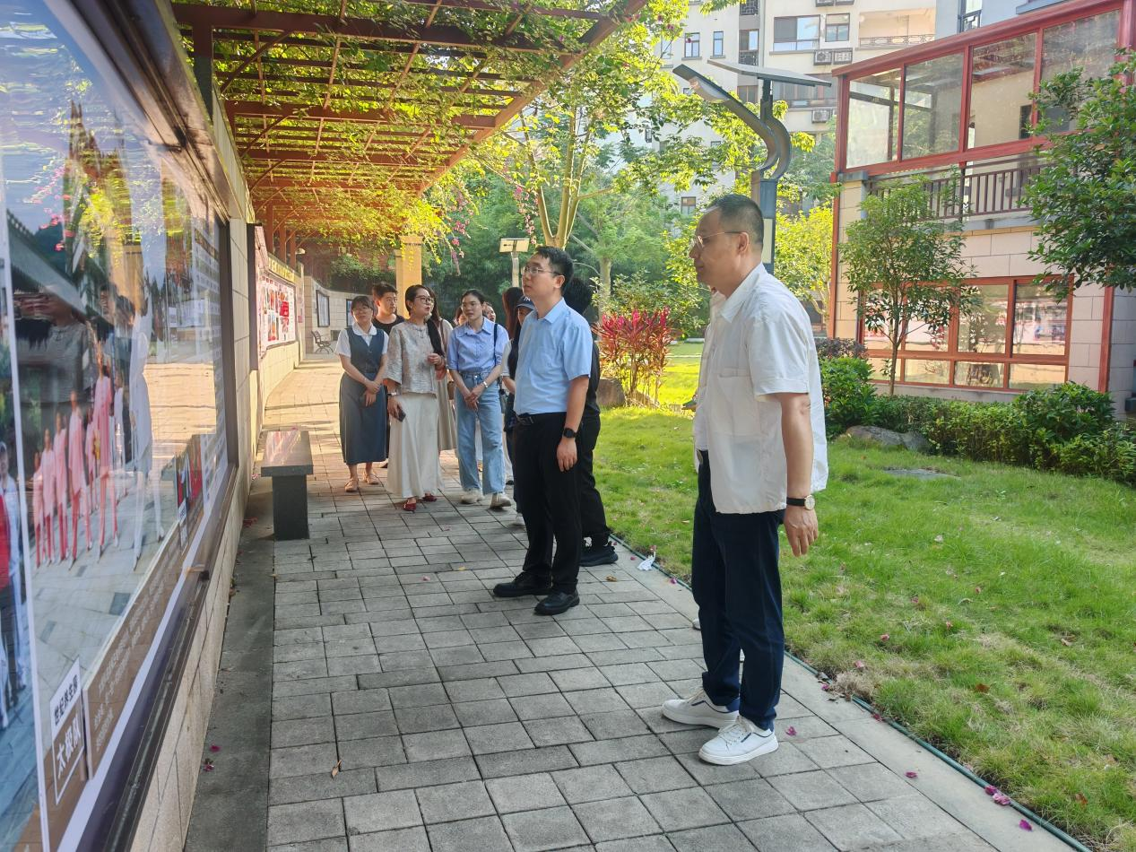 图片2 图片2