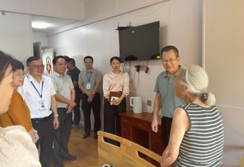 bat365在线官网平台校长李雪斌到高等职业技术学院、附设中医学校（广西中医学校）开展调研