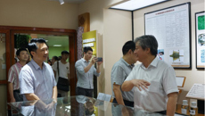 中国医学科学院药物研究所一级教授庾石山到我校作专题讲座