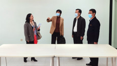 莫锦荣书记到教职工活动中心、教师教学发展中心、大学生活动中心调研