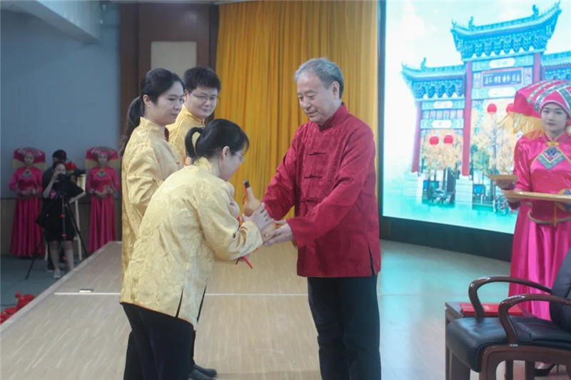 拜师仪式现场