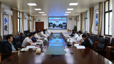 河池市人民政府到学校调研交流