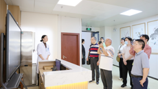 bat365在线官网平台香港校友联合会来第一附属医院参观交流