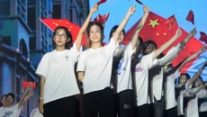 学习二十大、永远跟党走、奋进新征程 ——我校成功举办“青春践行二十大”五四颁奖晚会