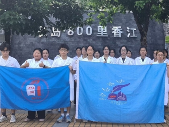 我校运动康复协会联合读者协会成功开展“健康进社区，义诊暖人心”义诊服务活动