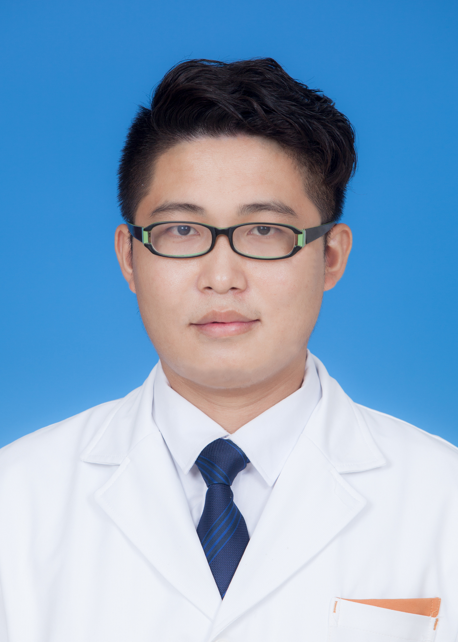 邹敏照片
