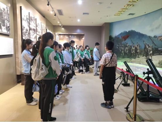 添加图片描述